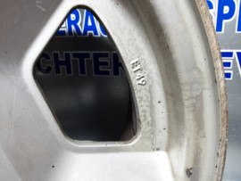 Opel 5-Loch-Felge (Lochkreis 5 x 120) 6Jx14 AGV (Ronal) ET49 von GM.