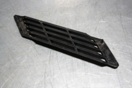 Opel Manta A, ventilatorrooster rechts, 2e type, gebruikt.