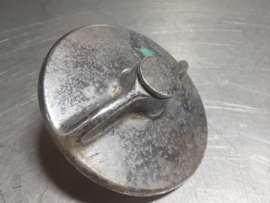 Chrome fuel cap of an Opel Ascona/Manta A