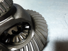 Opel Senator A/Monza crown and pinion wheel and open differential (3.45)