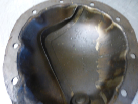 Achterasdeksel Opel GT met lipje op deksel en spatrand