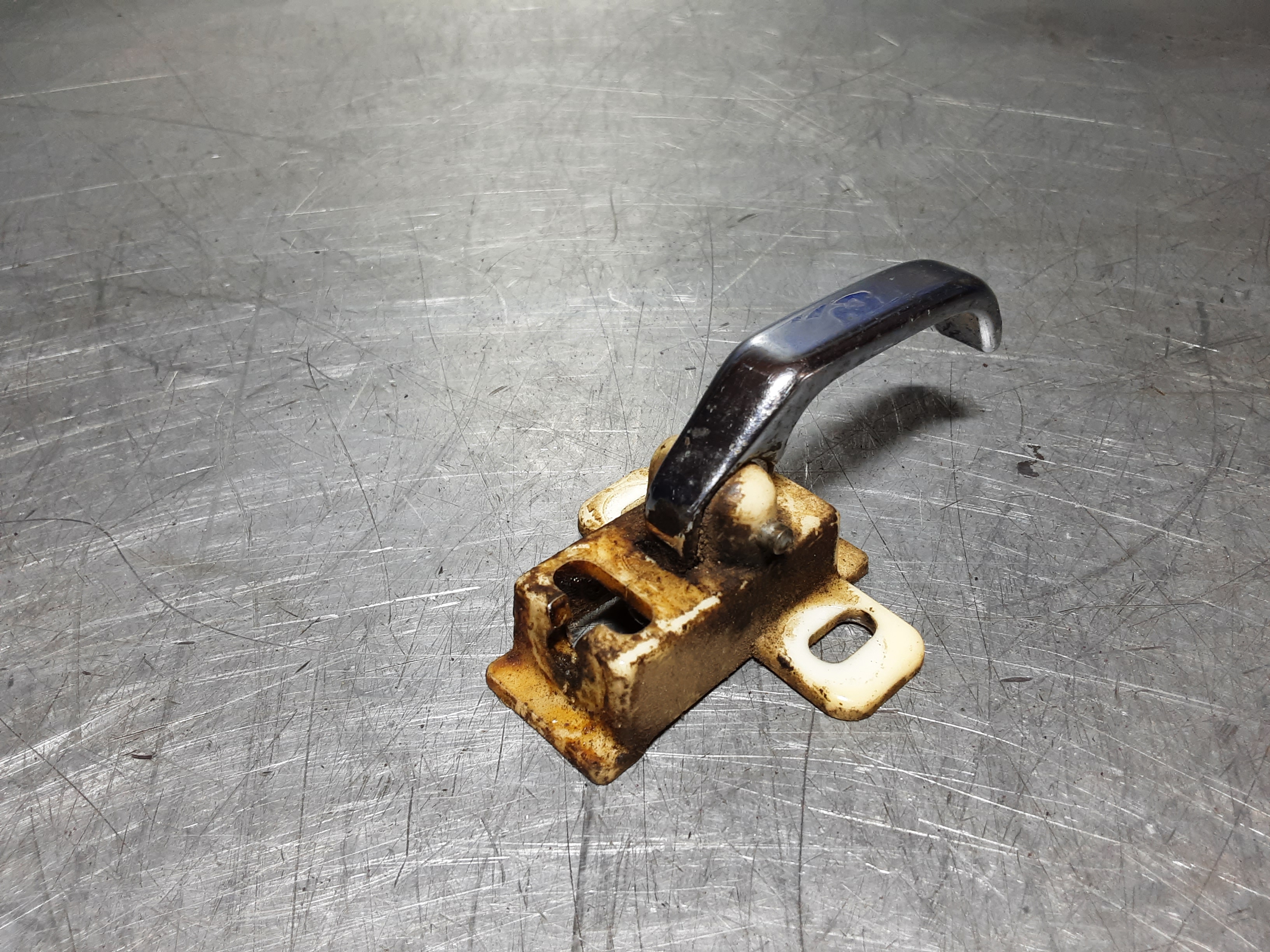 Deurhendel, deuropener binnenkant Opel Manta A.