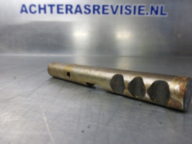 Asje, Opel nummer 732082, lengte 11,8cm, rond 1,9cm