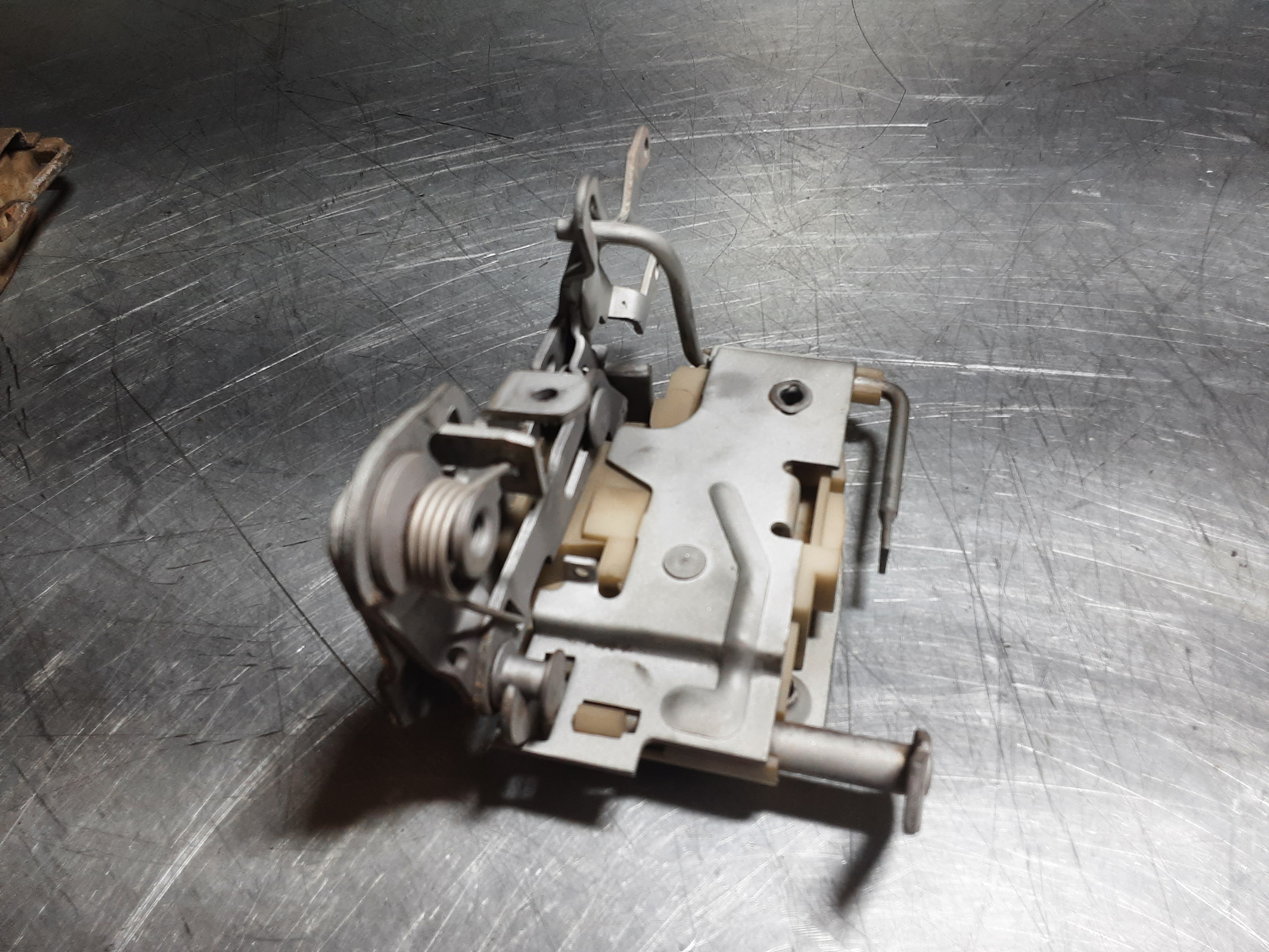 Türschloss Opel Rekord E Mechanik Schloß Tür vorne links Fahrer 7997789