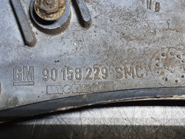 Linker zijskirt, gedeelte bij achterwiel Opel Manta B,