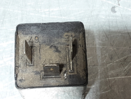 Bosch relais 0335200038, 12 volt, 2x 21W, 4x 21W.