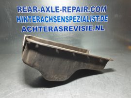 Carterpan van een Opel Rekord C, staal, gebruikt.