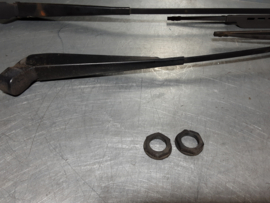 Set of windshield wiper arms Opel Senator B