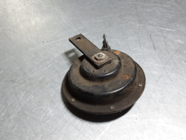 Toeter, claxon, horn, Hupe van een Opel Manta A, Opel Ascona A.