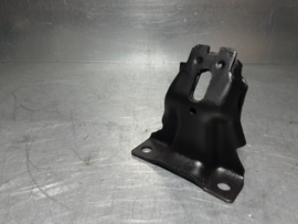 Motorsteun links Opel Ascona B, Manta B met CIH motor.