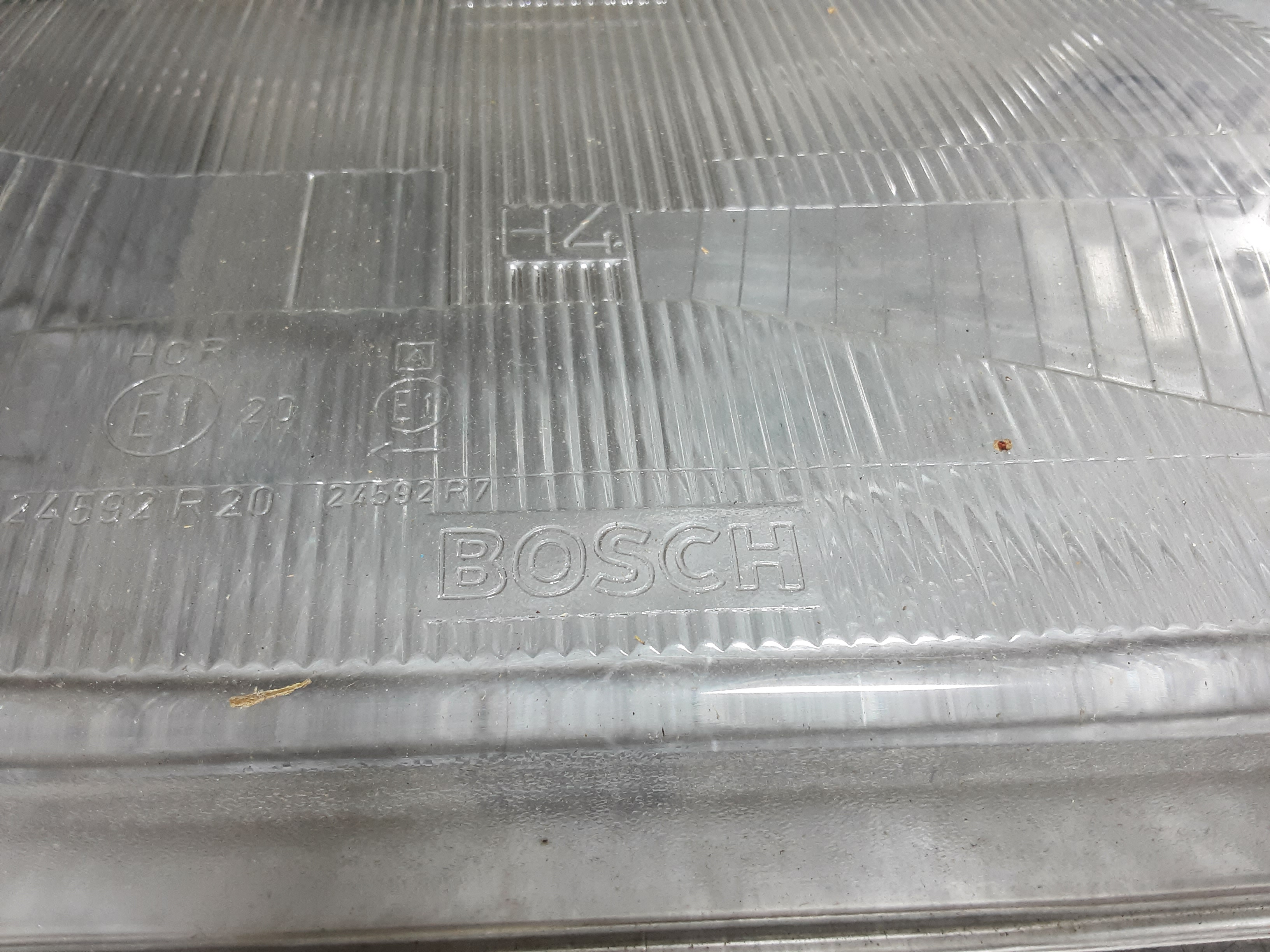 Opel Ascona C rechter koplampglas H4. Nieuw!