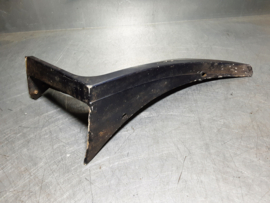 Linker zijskirt, gedeelte bij achterwiel Opel Manta B,