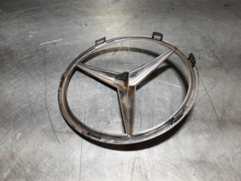 Mercedes embleem 18,5 cm doorsnede.
