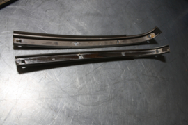 Sierlijsten set Opel Manta A, diverse, gebruikt.