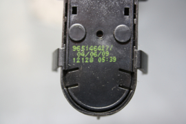 Citroen/Peugeot switch, window opener, number 6554.HE