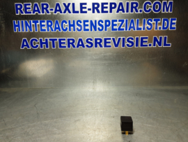 Relais Bosch 0332014451, 30 ampere.