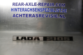 Lada 2105 embleem met plakstrip.