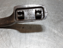 Zwarte handgreep Opel Manta A, zit in interieur.