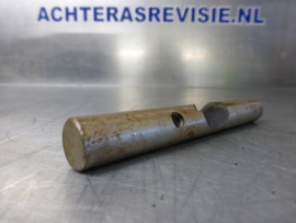 Asje, Opel nummer 732082, lengte 11,8cm, rond 1,9cm