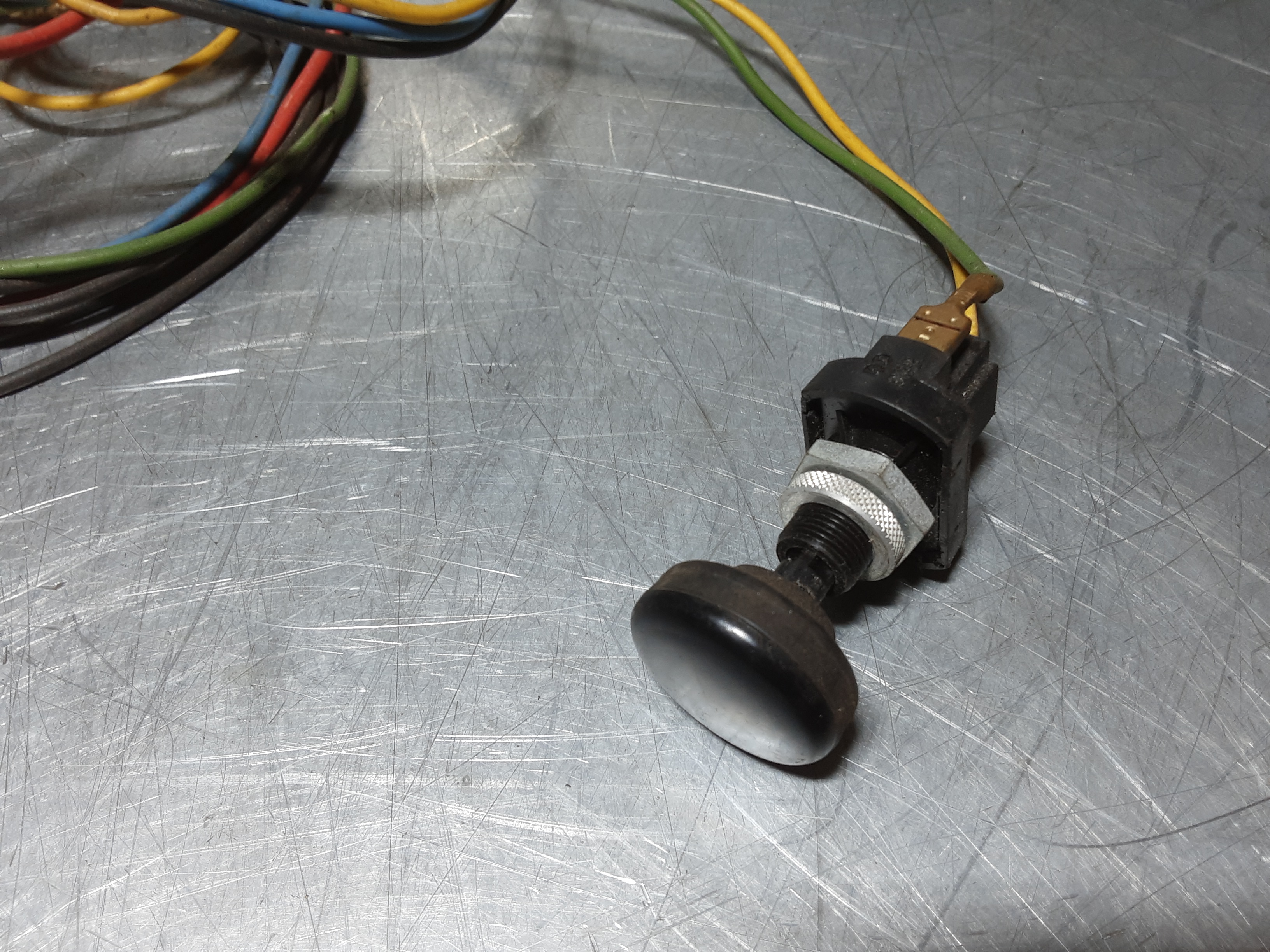 Schakelaar met relais en bedrading Volvo  142, 144, 145, 164, P1800,P1800ES.