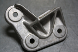 Opel Ascona C motorbevestiging links achter.