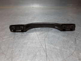 Zwarte handgreep Opel Manta A, zit in interieur.