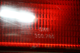 Rechter achterlicht van een Opel Ascona B, gebruikt.