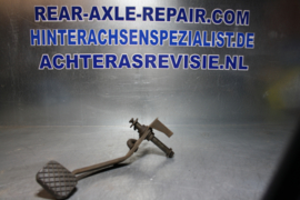 Clutch pedal with bracket for Opel Kadett B, used