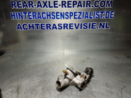 Thermostat housing Opel CIH, for an 2.4 engine, used