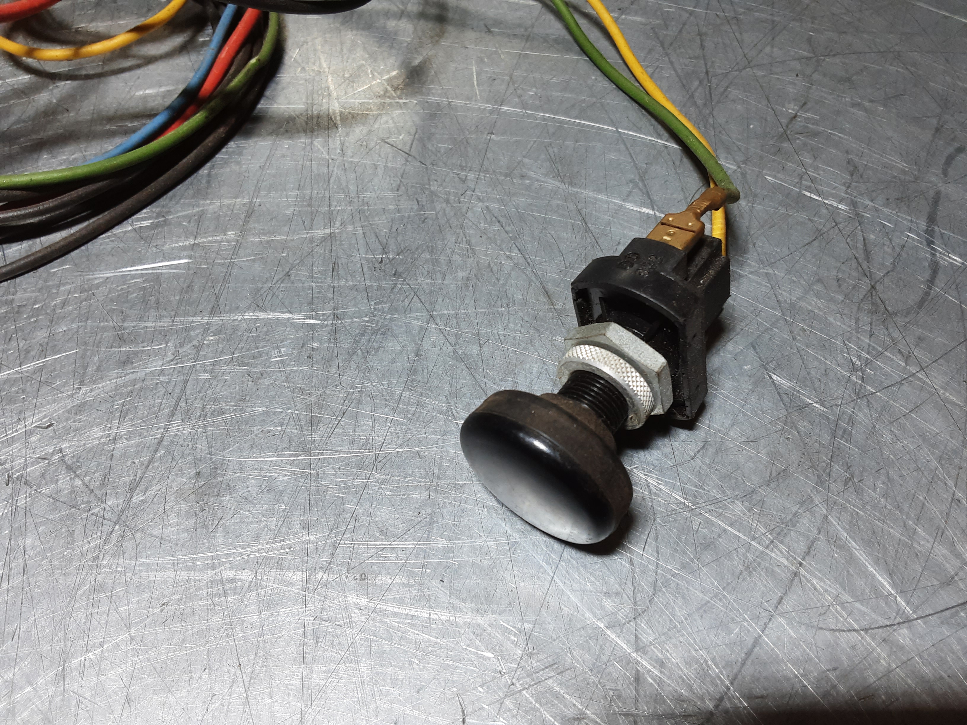 Schakelaar met relais en bedrading Volvo  142, 144, 145, 164, P1800,P1800ES.