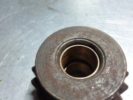 Opel gear, unknown type, with bronze canister, 21 teeth