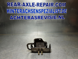 Motorsteun / baksteun Opel. L590.