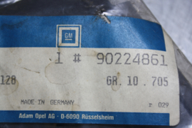 Opel driehoek linksbuiten, 90224861.