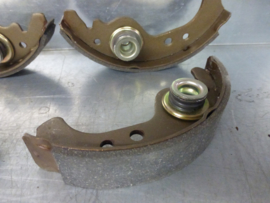 Brake shoe set