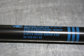 Citroen C4, gasveer, kofferruimte 8731K0 (2 stuks)