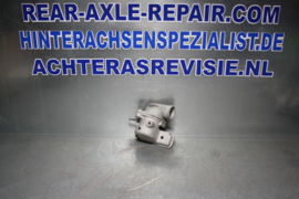 Opel thermostaathuis nr: 8960907, 8930322.