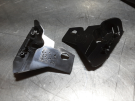 Mercedes Sprinter voorbumper beugelhouder links en rechts en montagebeugel rechts