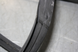 Originele Opel Corsa A A, achterruitrubber, NIEUW.