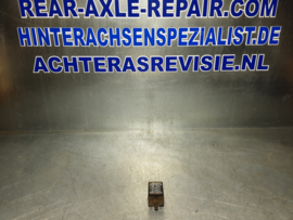 Bosch relais 0335200038, 12 volt, 2x 21W, 4x 21W.