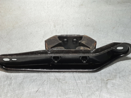 Versnellingsbaksteun van een 4 bak Opel Manta B of Ascona B.