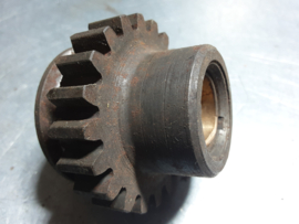 Opel gear, unknown type, with bronze canister, 21 teeth