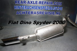 Uitlaatdemper links Fiat Dino Spyder 2000.