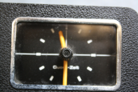 Quarz uurwerk Opel Ascona B of Opel Manta B, gebruikt.