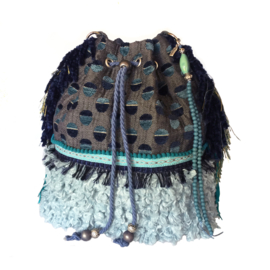 Bucket bag turquoise blue with fake fur