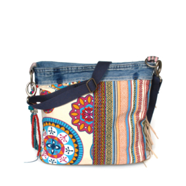 Crossbody bag Ibiza style with jeans and fringes