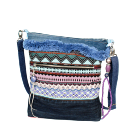 Crossbody Aztec style in blue with old jeans