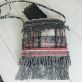 Checkered woolly festival bag pink grey