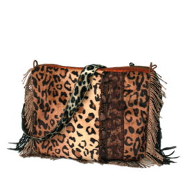 African crossbody bag with giraffes and fringes