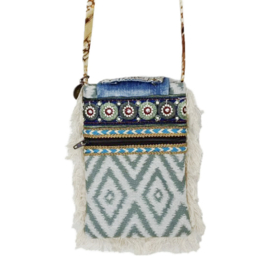 Telefoontasje in boho western stijl met Navajo patroon en jeans klepje