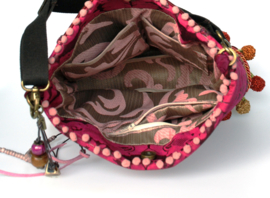 Hippie crossbody bag fuchsia bordeaux with pompons